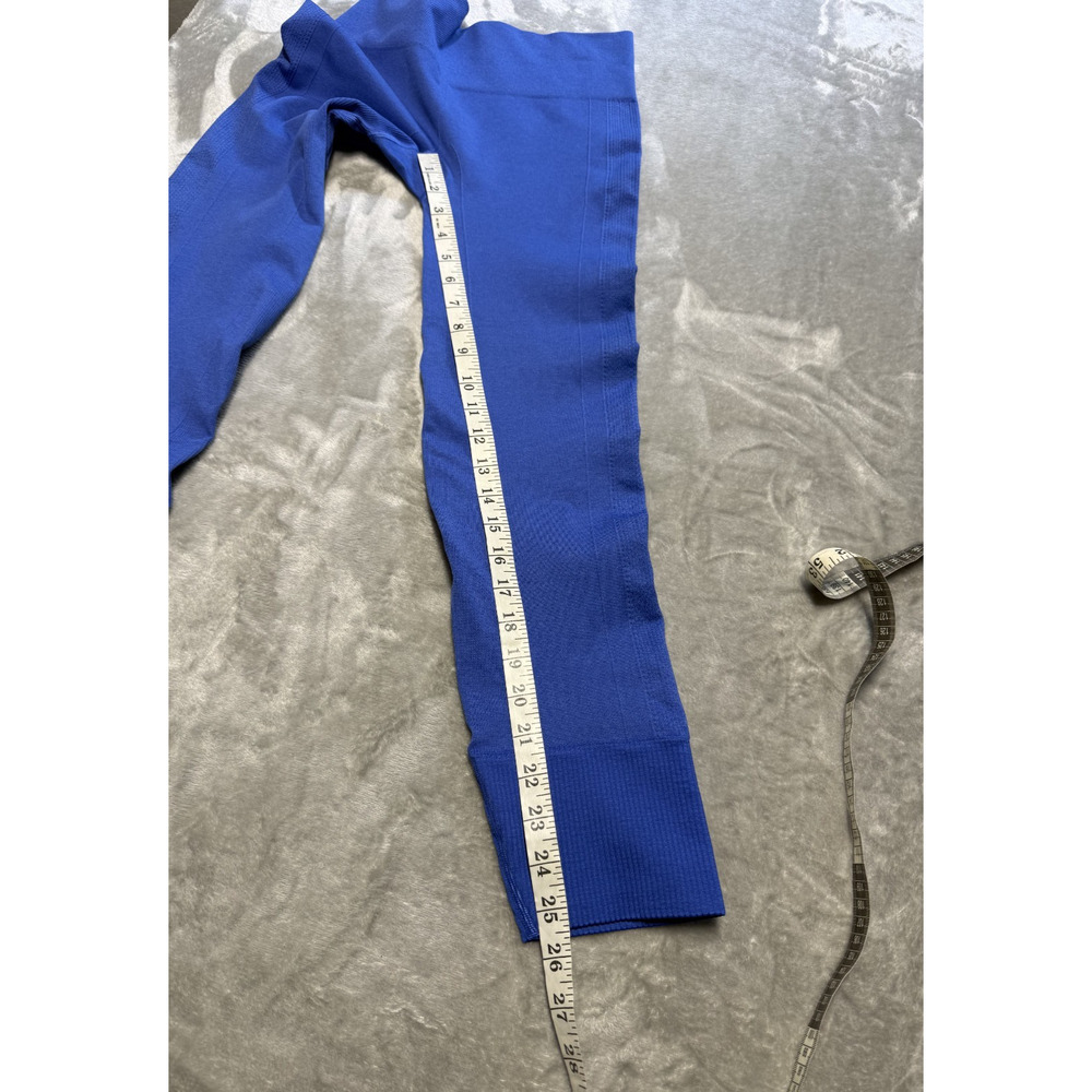 Lululemon Athletica Blue Crop Legging Size 6 Nylon Spandex Womens Activewear - Picture 4 of 6